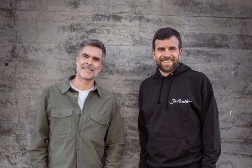 Sebastian Bär von Joe Nimble mit Extremsportler Jonas Deichmann