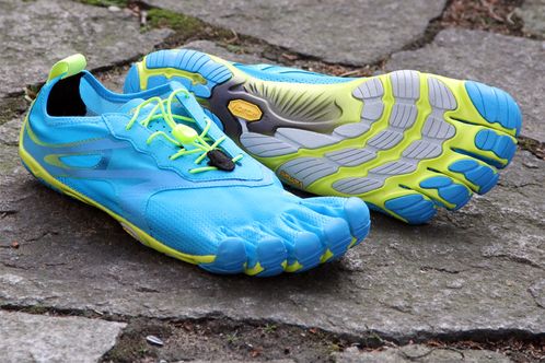 Test Zehenschuh Vibram Five Fingers Bikila EVO Laufen Marathon Pulstreiber