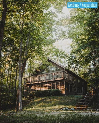Werbung: Holzhaus im Wald