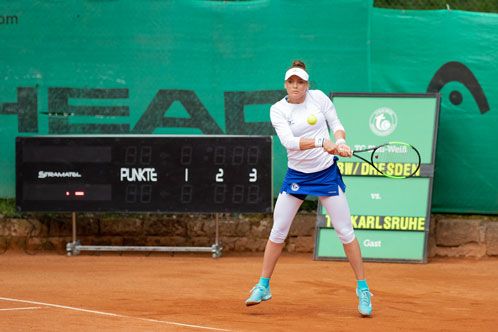 Tereza Martincova auf dem Tennisplatz