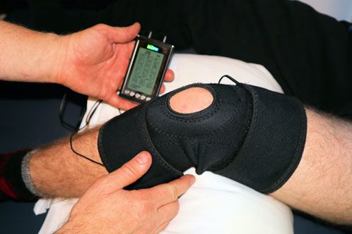 Sporttherapeut bei der Arbeit