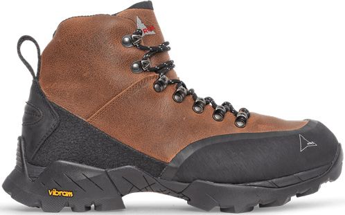 Brauner Wanderschuh der Marke ROA