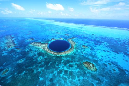 Great Blue Hole in Belize