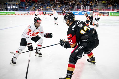 Spielszene beim Eishockey