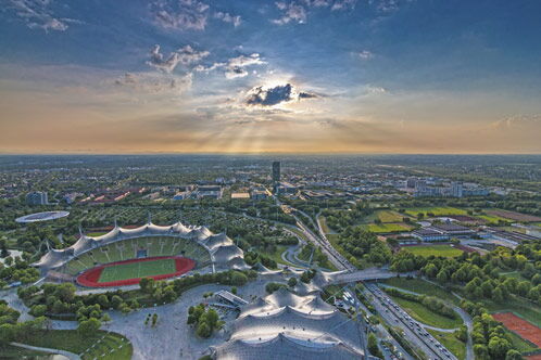 Luftaufnahme des Olympiastadiums München