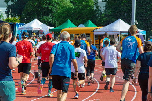 Startfeld beim Sonnenblumenlauf