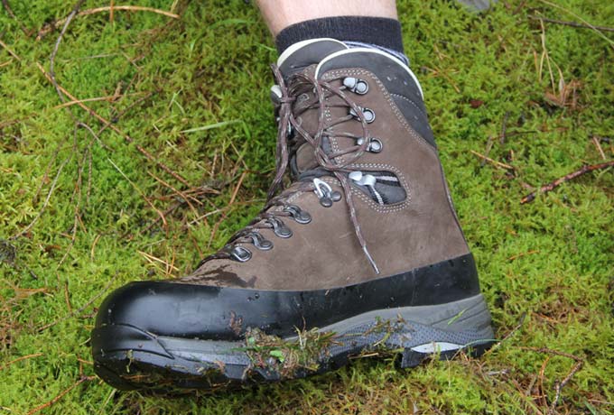 Trekkingstiefel „Tibet LL“ von LOWA